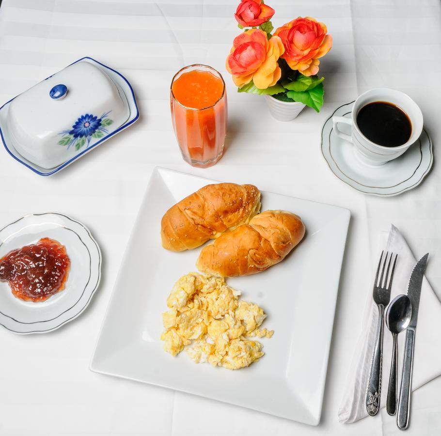 Hotel Confort Amazonico Икитос Экстерьер фото