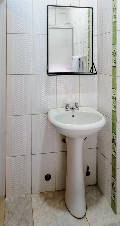 Hotel Confort Amazonico Икитос Экстерьер фото